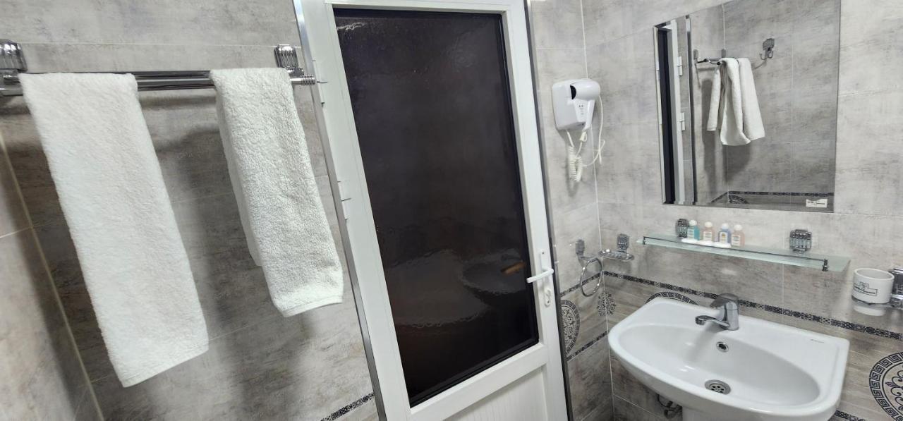 Amirshox Guest House Samarkand Exterior photo